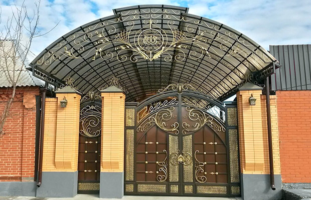 Купить или заказать ворота для дома с навесом - стильные и надежные решения для вашего участка в Дюртюли от 41850 руб | ВоротМастер-Дюр